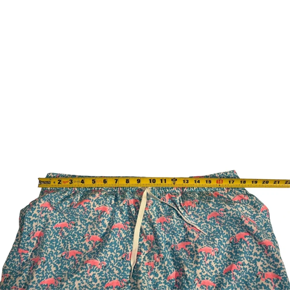 Chubbies Mens Swim Trunks XL Pink Flamingo Blue Pattern 5.5 Inseam Mesh Lined